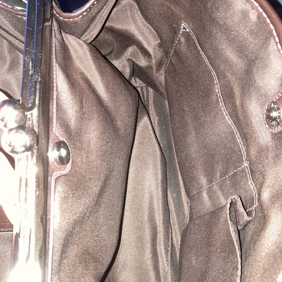 Coach Top Handle Bag with Kiss Lock Center - Picture 8 of 12